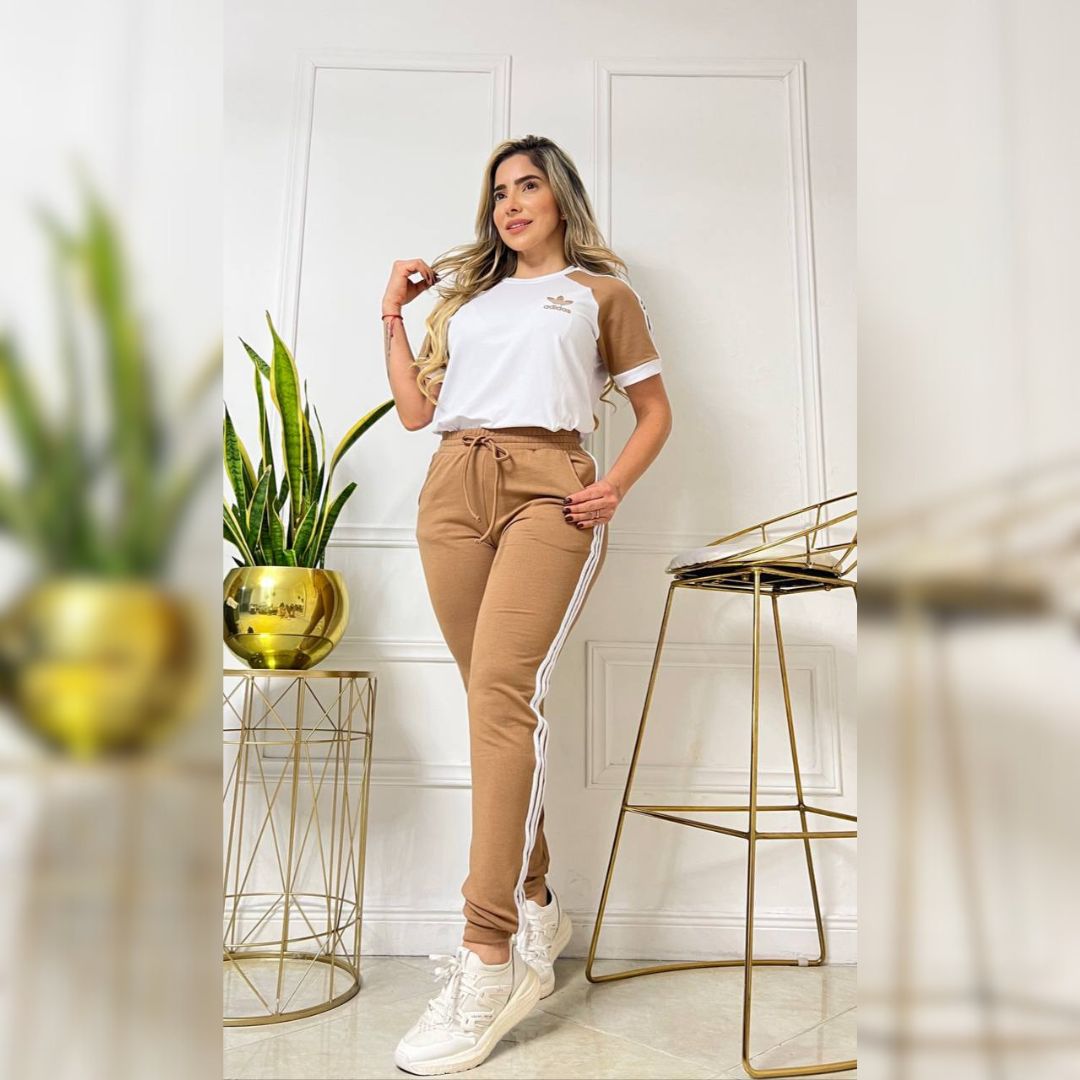 CONJUNTO DEPORTIVO ESSENTIAL